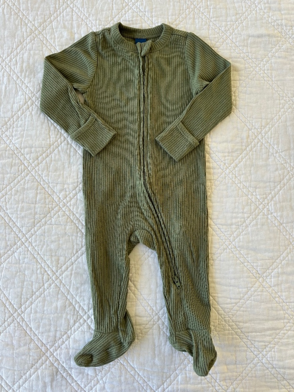 Old Navy Ribbed Zip Footie 3-6 months